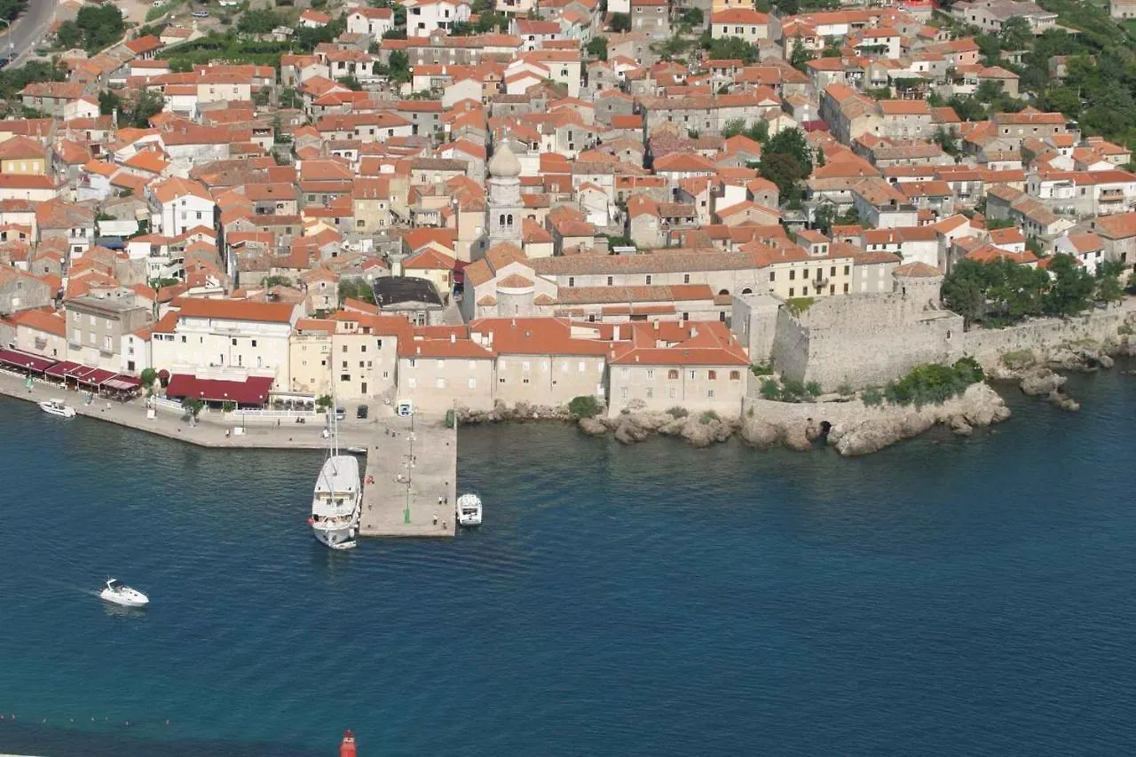 Apartments In Cizici/Insel Krk 31083 Croatia